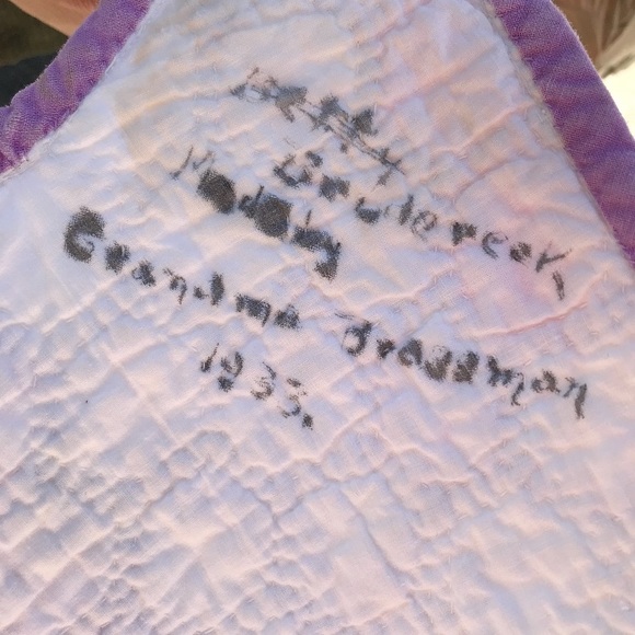 Antique 2 twin quilts from 1933 - Picture 2 of 4